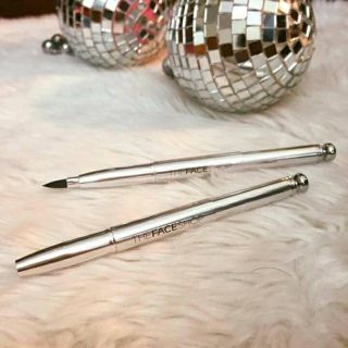 Chổi cọ môi One Touch Lip Brush