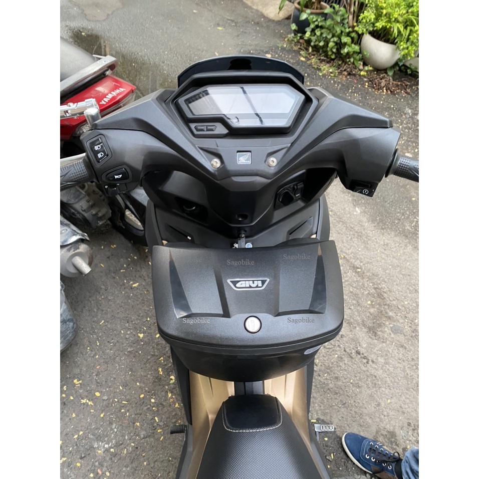 Thùng giữa Winner X V3, thùng Givi G12N kèm bát gắn Winner X V3