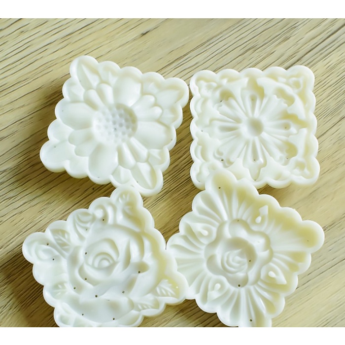 (150 gr) Khuôn trung thu 4 hoa truyền thống Mã sản phẩm :C2