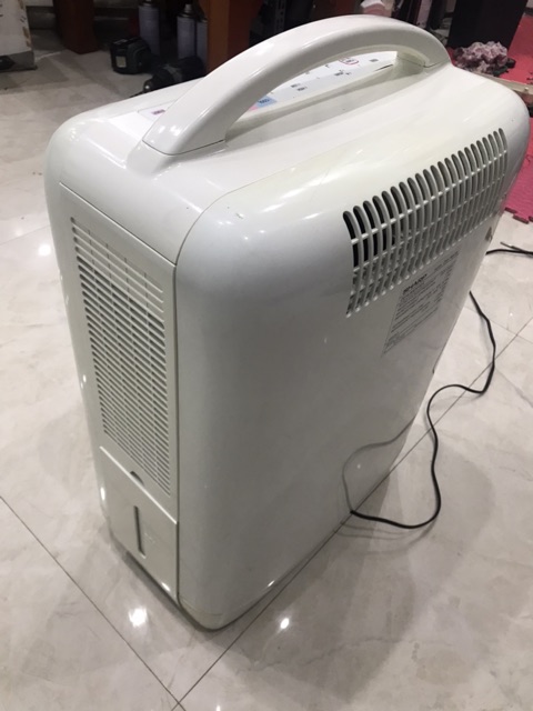 MÁY HUTD ẨM SHARP D-14AW. 220v-240W