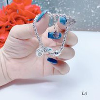 lắc tay trẻ em