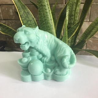 Tượng hổ phong thủy màu xanh ngọc