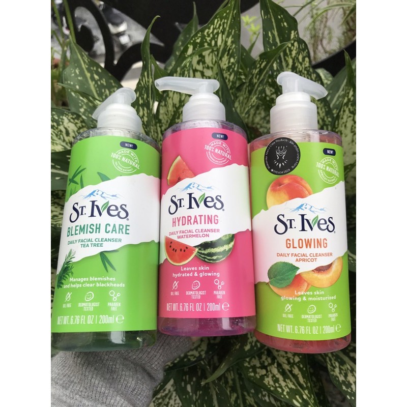 Sữa Rửa Mặt St.Ives Dạng Gel Trà Xanh 200ml