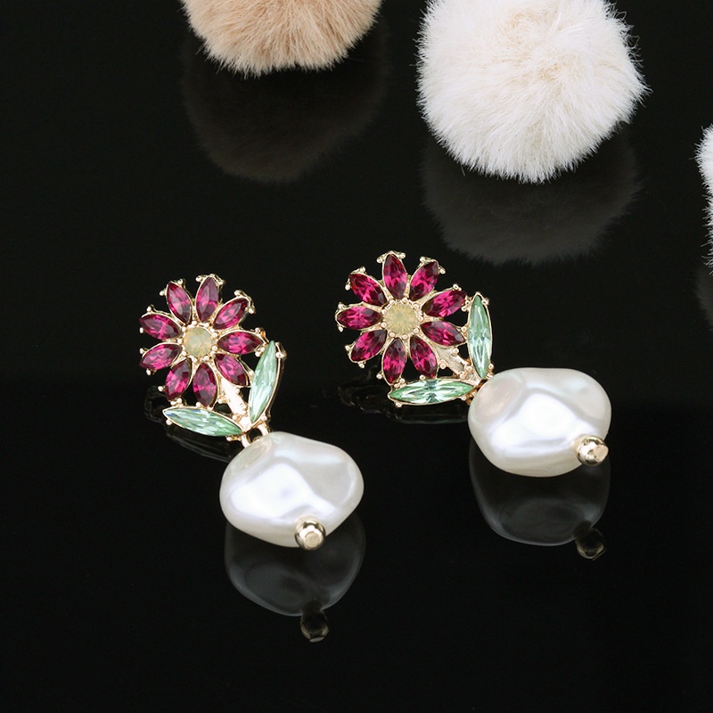 Khuyên tai PINKDUDU PD393 dáng dài bông hoa tím đính hạt ngọc trai nhân tạo trắng thời trang mùa xuân thanh lịch cho nữ