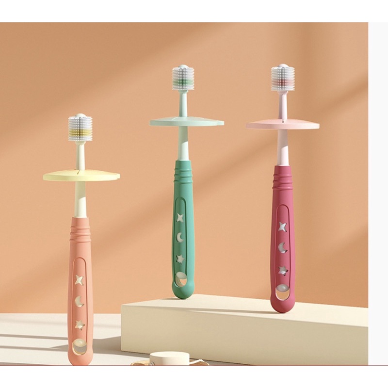 Bàn chải đánh răng siêu mềm cho bé xoay 360 độ.