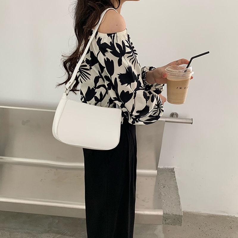 Túi Da Pu Đeo Chéo Phối Vòng Kim Loại Thời Trang 2022 Dành Cho Nữ