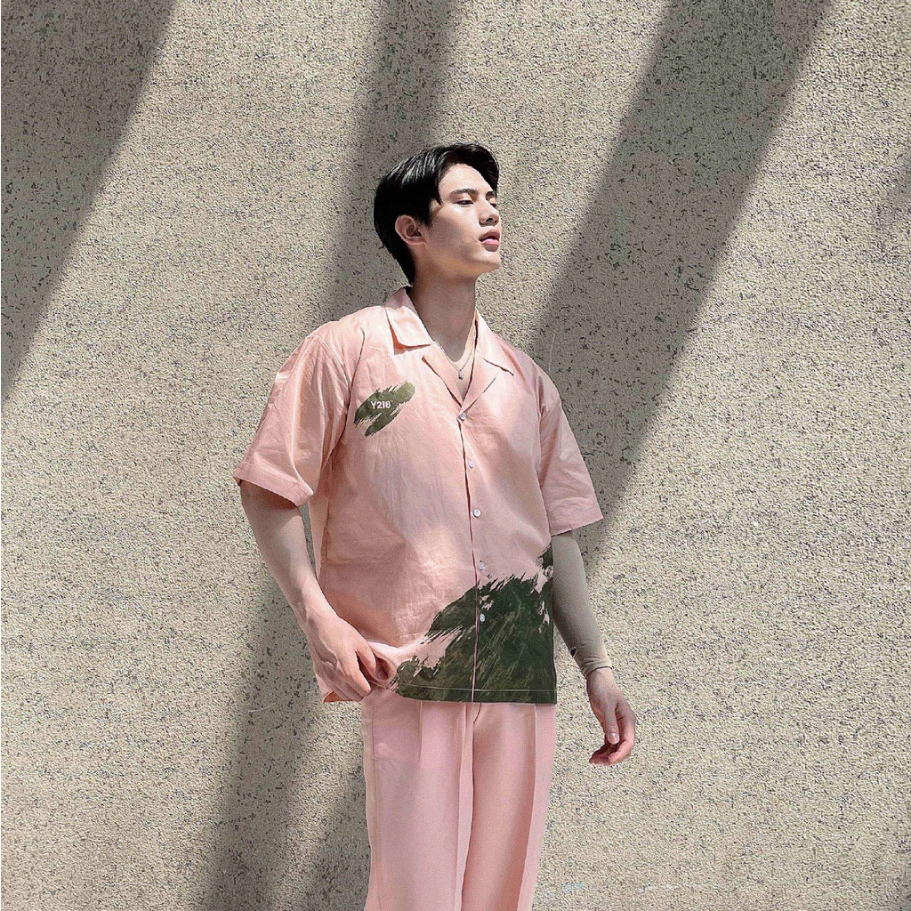 Áo sơ mi Y218 Windy Shirt màu hồng ngắn tay in vệt màu