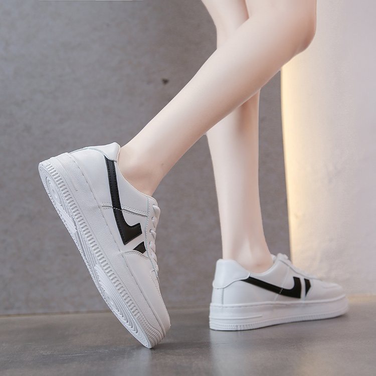 Giày Thể Thao Nữ thời trang giày sneaker da đế cao trẻ trung thời thượng MWC NUTT- 0599