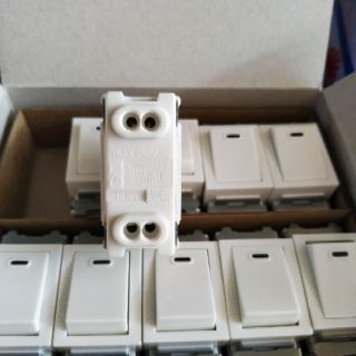 Hạt công tắc 1 chiều Panasonic dòng FULL hạt nhỏ