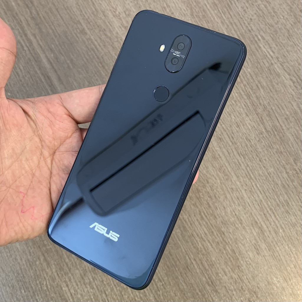 Điện thoại ASUA ZENFONE 5 Lite - Zin chính hãng.