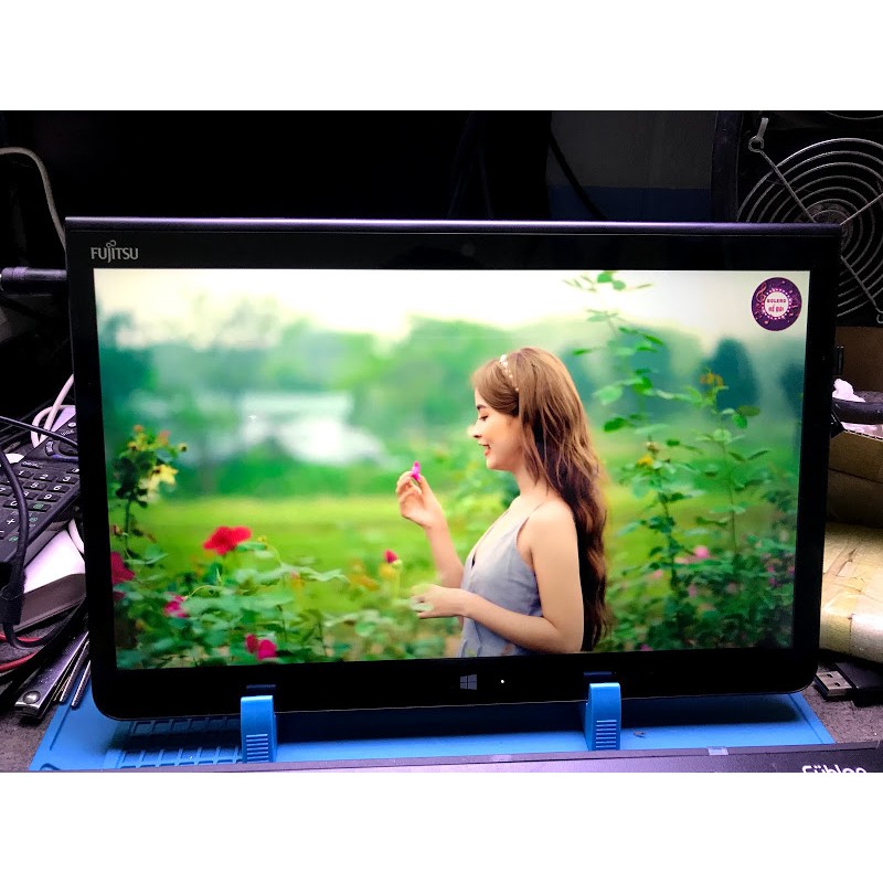 Laptop 2 trong 1 Fujitsu Stylistic Q775, hàng nội địa Nhật Bản | BigBuy360 - bigbuy360.vn