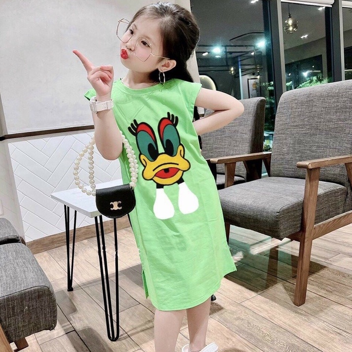 Váy bé gái thun cotton in hình Vịt, Đầm suông sát nách xẻ tà xinh xắn cho bé từ 12 đến 45 kg, SUN KID'S