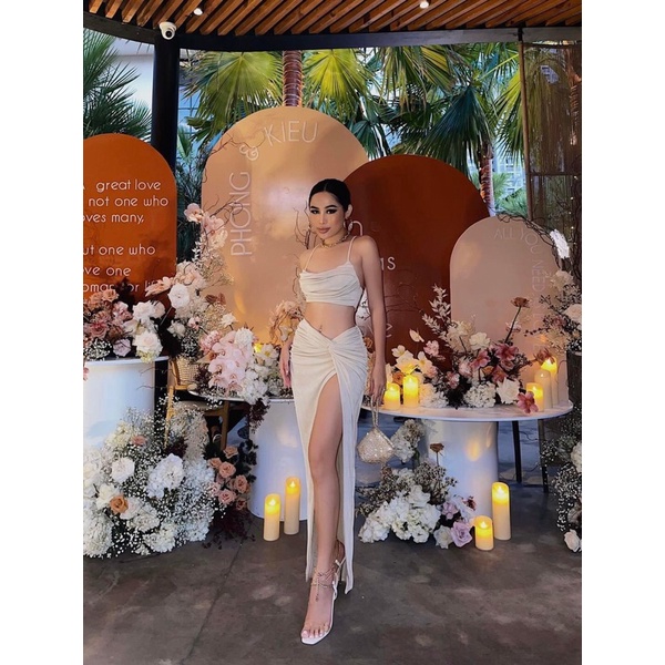 Set áo croptop nhũ 2 dây + Chân váy xẻ tà thiết kế