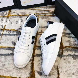 Giày sneaker bata nam trắng màu đen dã khâu full đế
