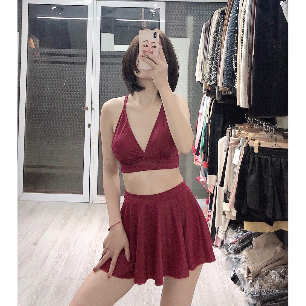 Bộ Bikini dáng váy xòe màu đỏ đô hai mảnh nữ tính kín đáo mặc đi biển đi bơimới nhất