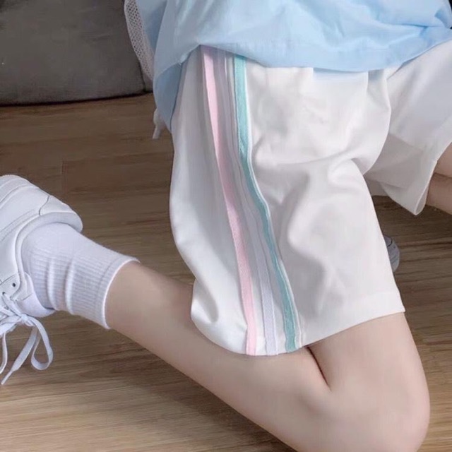 Quần Đùi Kẻ Sọc Unisex 🦋 Quần Short Nam Nữ Dây Rút Dáng Rộng 3 Màu 🦋