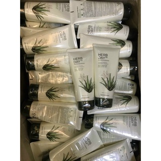 Sữa rửa mặt 365 The Face Shop