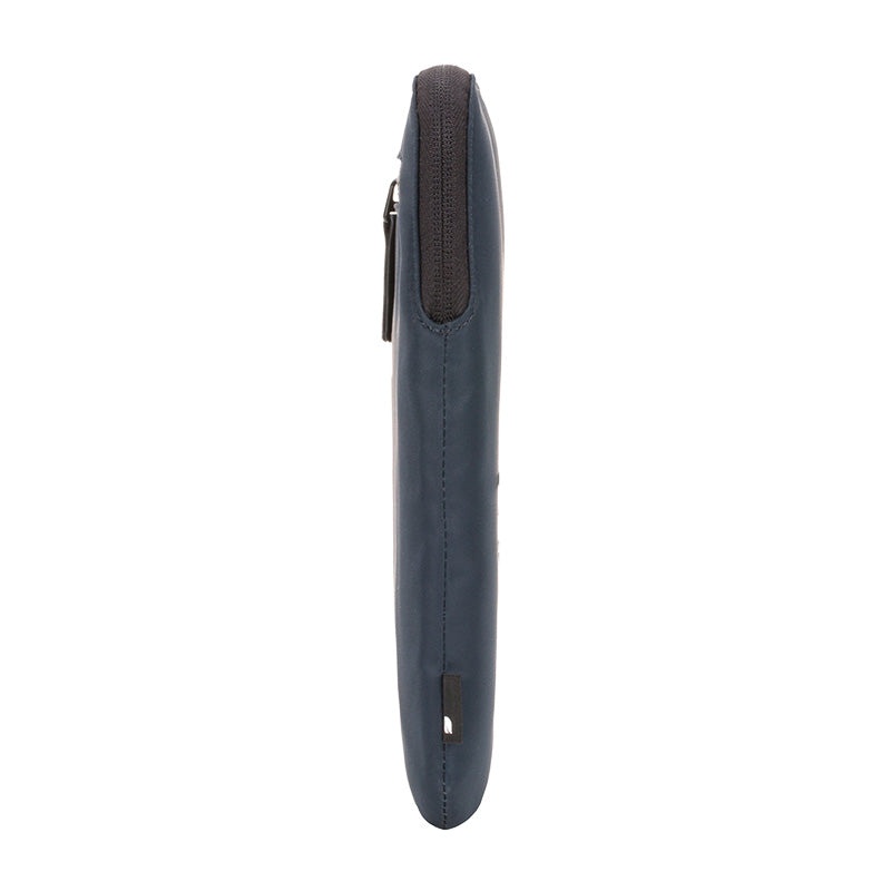 Túi bảo vệ Incase Compact Sleeve Flight Nylon cho laptop táo