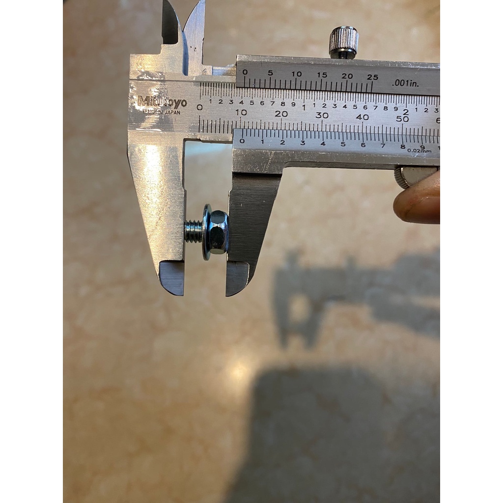 Ốc Hộp Xích Xe Máy 6 ly