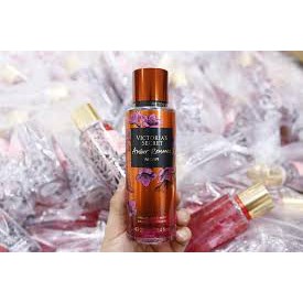 Xịt thơm toàn thân Victoria's Secret - Amber Romance Noir 250ml