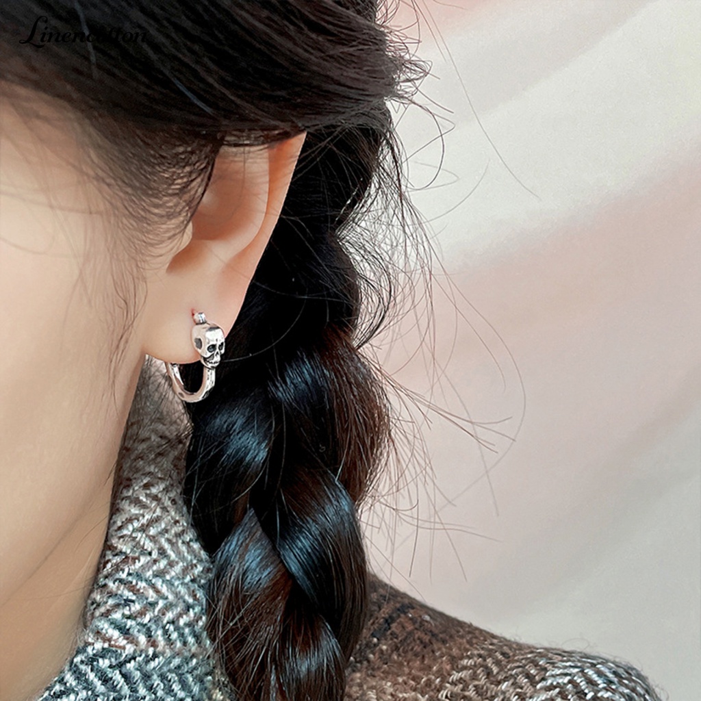 Khuyên Tai Tròn Hình Đầu Lâu Cá Tính