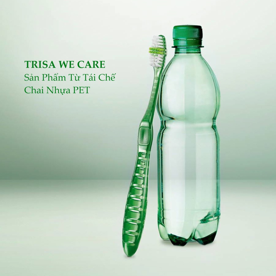 Bàn Chải Đánh Răng Tái Chế Trisa We Care Được Tái Chế Từ Chai Nhựa Pet Với Các Sợi Cước Được Làm Từ Thầu Dầu Tự Nhiên