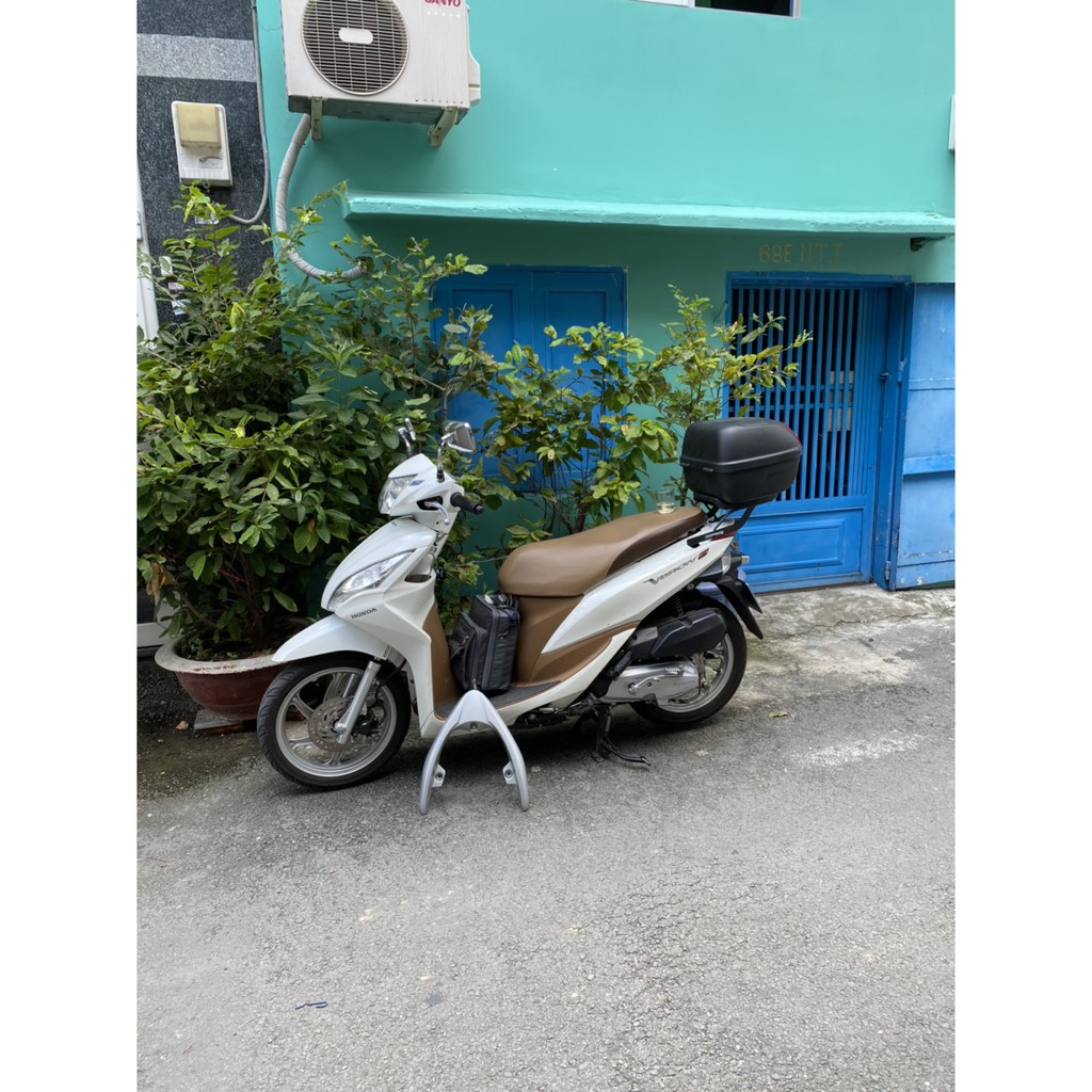 Thùng xe Vision, thùng Givi E26NX kèm đế và baga Vision, hàng givi chính hãng, bảo hành 2 năm.