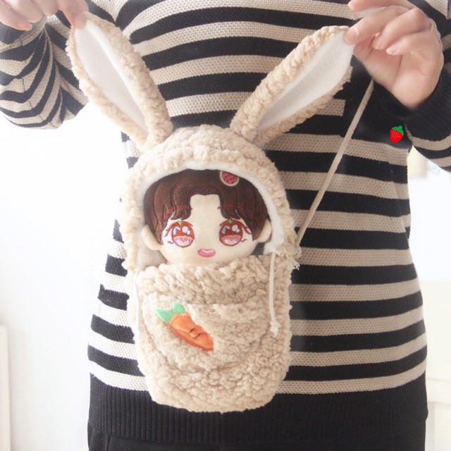 Túi đeo thỏ cà rốt cho doll 20cm