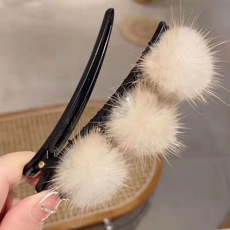 Kẹp Tóc Đính Bóng Lông Thời Trang Nữ Tính