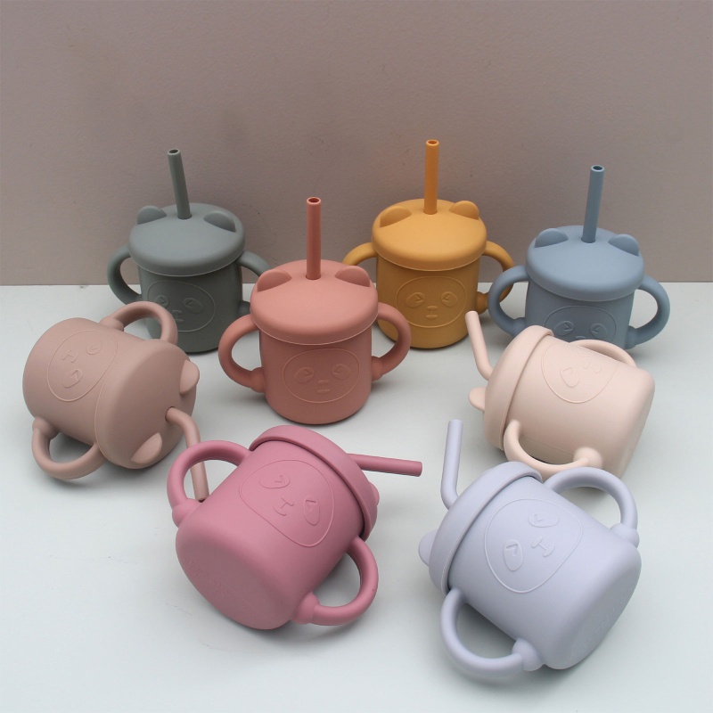 Bộ Cốc Uống Nước Chất Liệu Silicone An Toàn Cho Bé 6 Tháng Tuổi