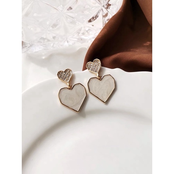 Hoa tai đính đá hình trái tim - Maben