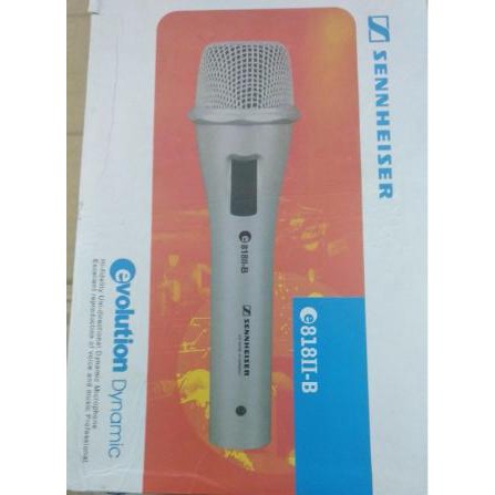 LED QUÝ HIẾU Micro hát karaoke có dây giá tốt nhất