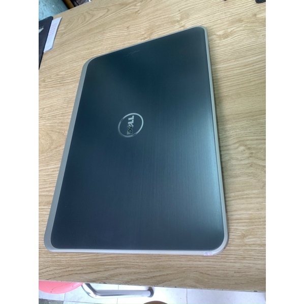 Laptop Dell vỏ nhôm 5537 core i5-4200u ram 4gb vga