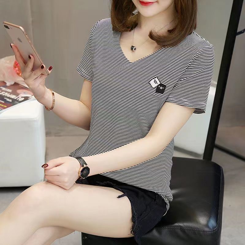 Áo Thun Tay Ngắn Cổ Tròn Họa Tiết Kẻ Sọc Nhiều Màu Sắc Ôm Dáng Thời Trang Cho Nữ