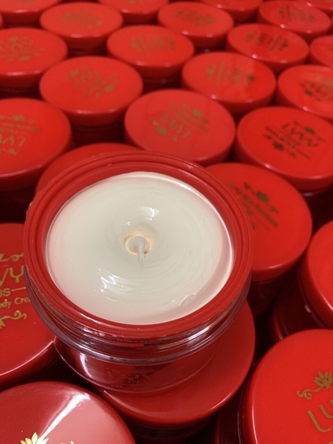 KEM BODY LYVY PLUS ĐỎ NGÀY VÀ ĐÊM | BigBuy360 - bigbuy360.vn