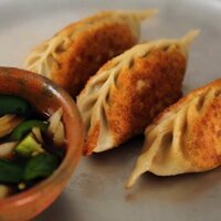 Bánh xếp Mandu Hải Sản/ Thịt/ Thịt Bắp Bibigo 350gr | BigBuy360 - bigbuy360.vn