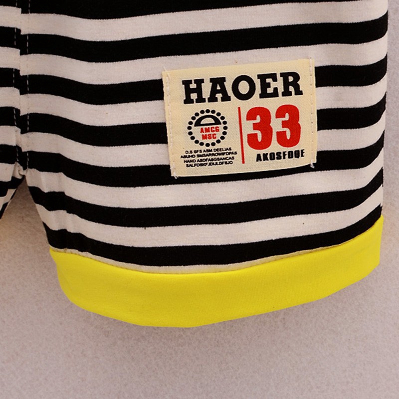 Set áo không tay họa tiết hoạt hình kèm quần phối sọc ngang dễ thương cho bé