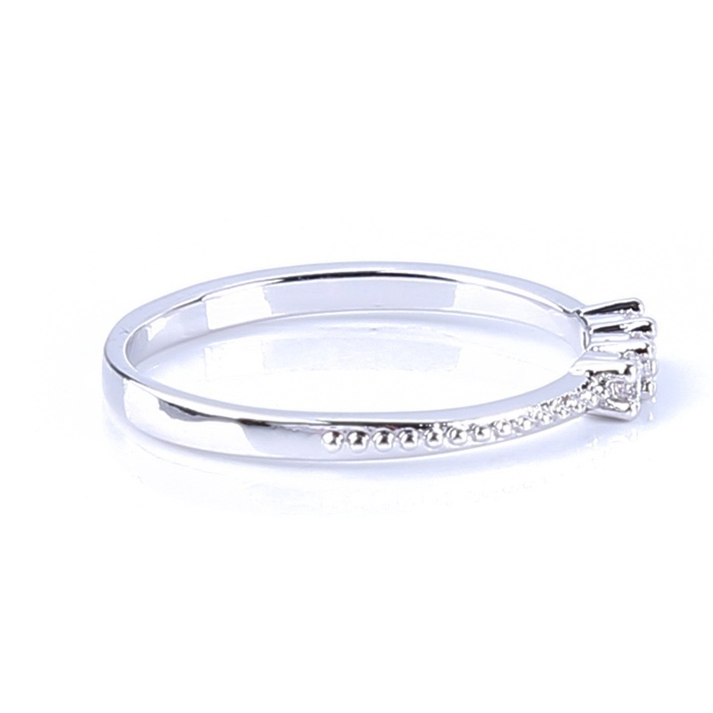 Twisted Shaped Diamond Wedding Band Gold Engagement Ring