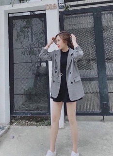 Áo Vest kẻ đen