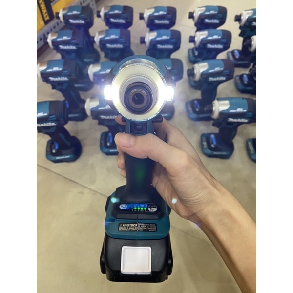 Máy bắt vít dùng pin Makita XDT19 hàng Usa