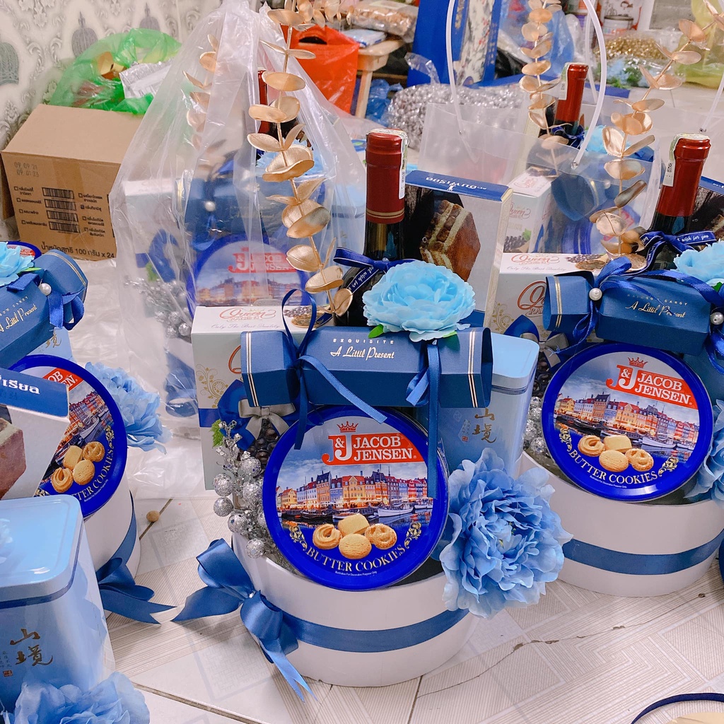 ảnh thật - giỏ quà tết - GIỎ QUÀ TẾT 2022(gói theo yêu cầu khách hàng) | BigBuy360 - bigbuy360.vn