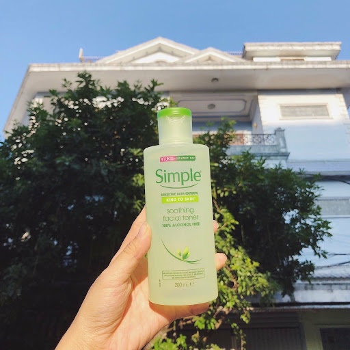 Nước Hoa Hồng Simple 200ml, Toner Simple cân bằng ẩm cho da - Donna.cosmetic
