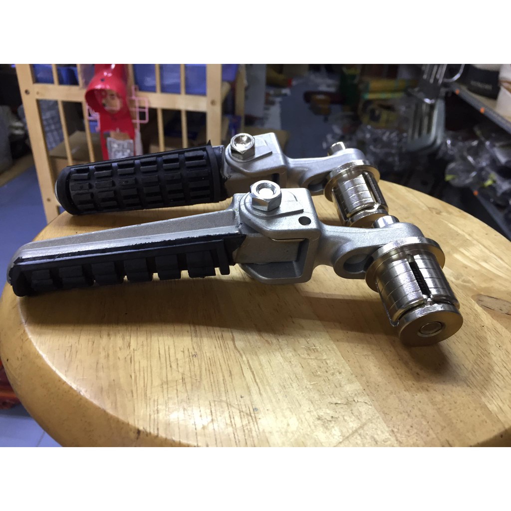 Gác chân sau nhôm đúc cho xe honda 67-Cd-CL