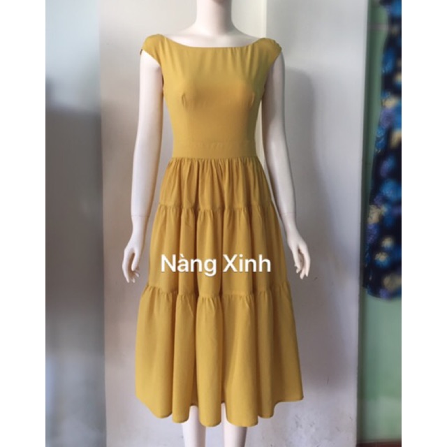 Đầm xoè dáng dài dún tầng
