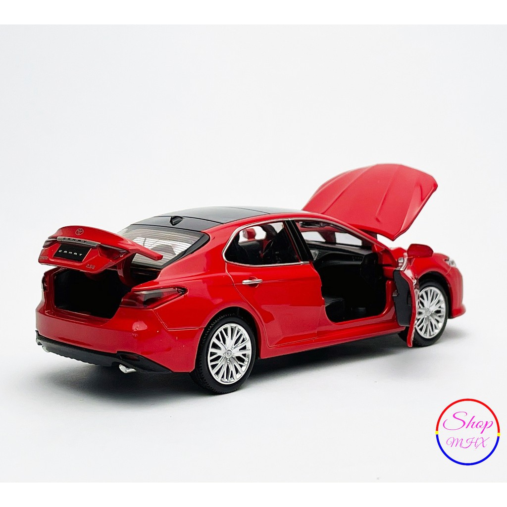 Xe mô hình sắt Toyota Camry 2.5 TẶNG KÈM BIỂN SỐ tỉ lệ 1:32