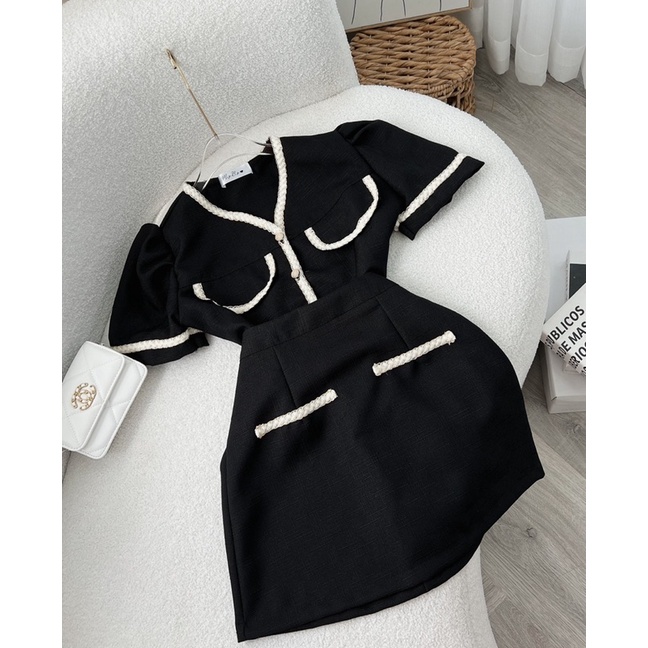 SET  ÁO ĐEN VIỀN TRẮNG + CHÂN VÁY H21 phù hợp Đi du lịch, dạo phố, Đà Lạt 🖤