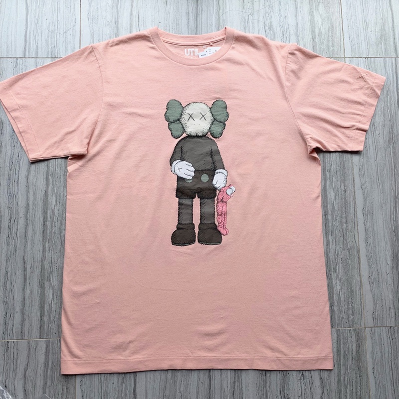 Áo Thun UNIQLO KAWS x UNIQLO Tay Ngắn Họa Tiết Sesame Street Dễ Thương Cho Cặp Đôi