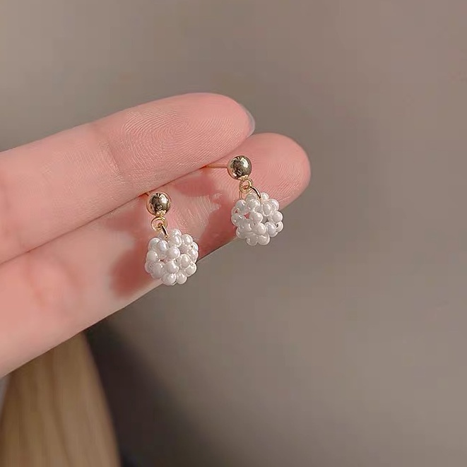 Khuyên tai chấm bông trắng phong cách Han Quốc siêu xinh KT125