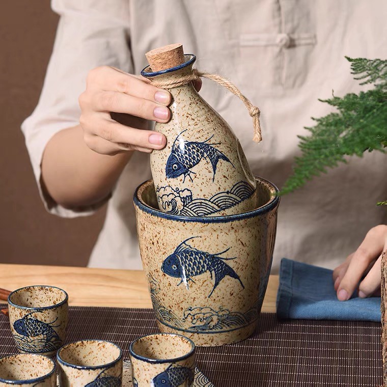 Bộ bình rượu gốm Nhật họa tiết cá chép cổ phong