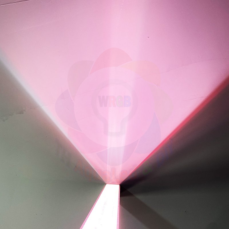 Máng đèn nhôm TH20, dòng máng mini gom sáng rất dễ thiết kế, chế được hầu hết các loại đèn thủy sinh. Kích thước 30-80cm